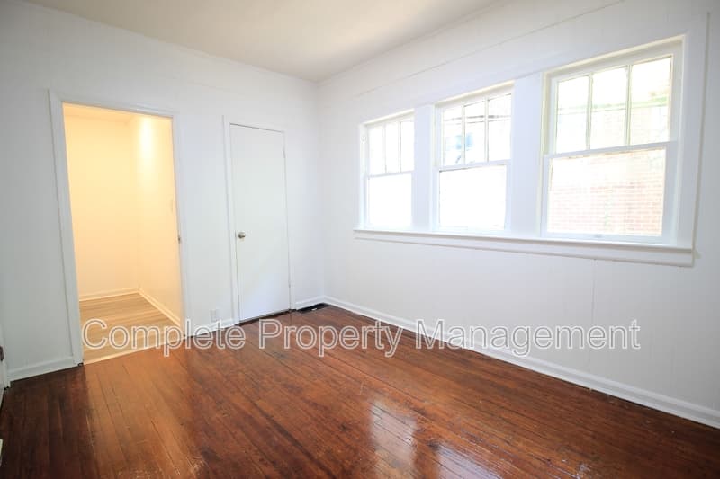 Birmingham House: 2744 Pike Road