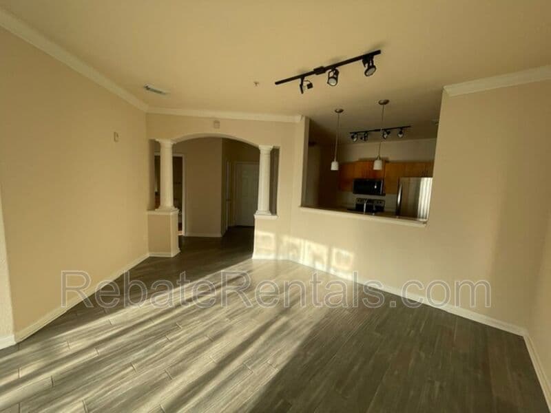 Jacksonville Condo: 8290 Gate Parkway W