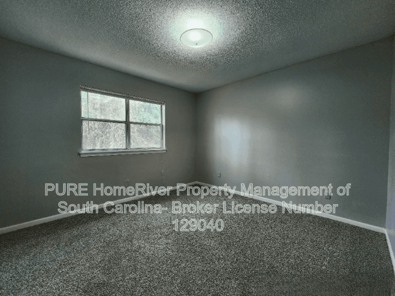 Columbia Condo: 108 Springwoods Lake Pt
