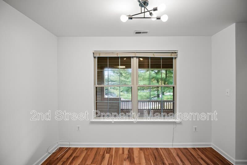 Cherry Hill Condo: 377 Tavistock - 1