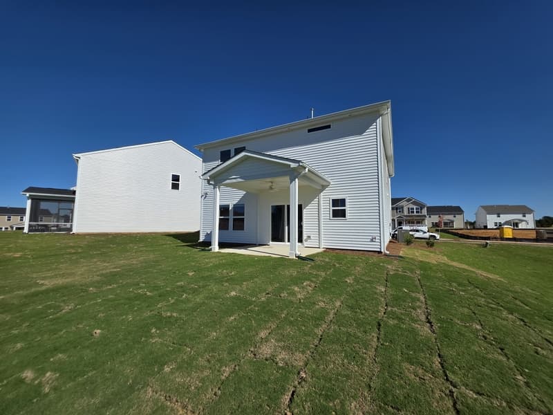 Youngsville House: 9 Silverbell Court