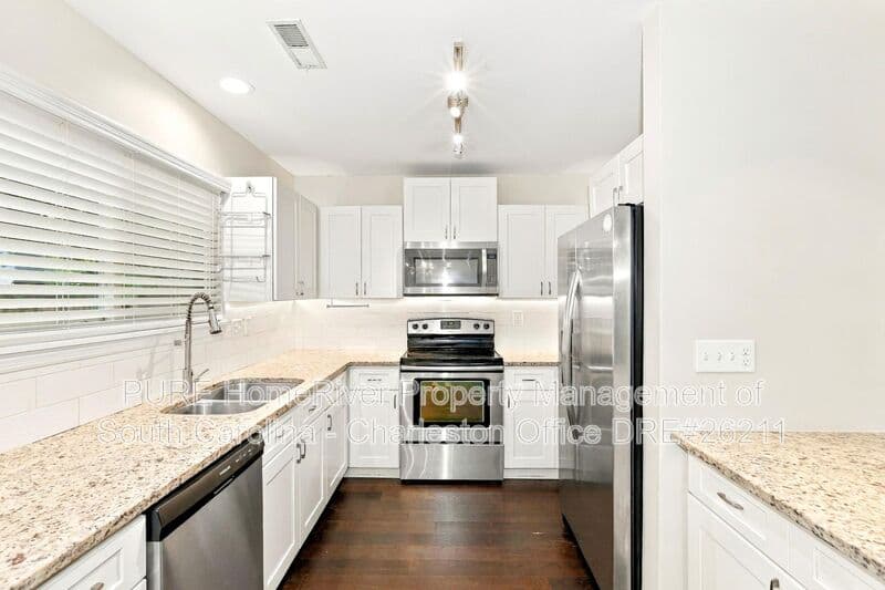 Mount Pleasant House: 1571 Hidden Bridge Dr