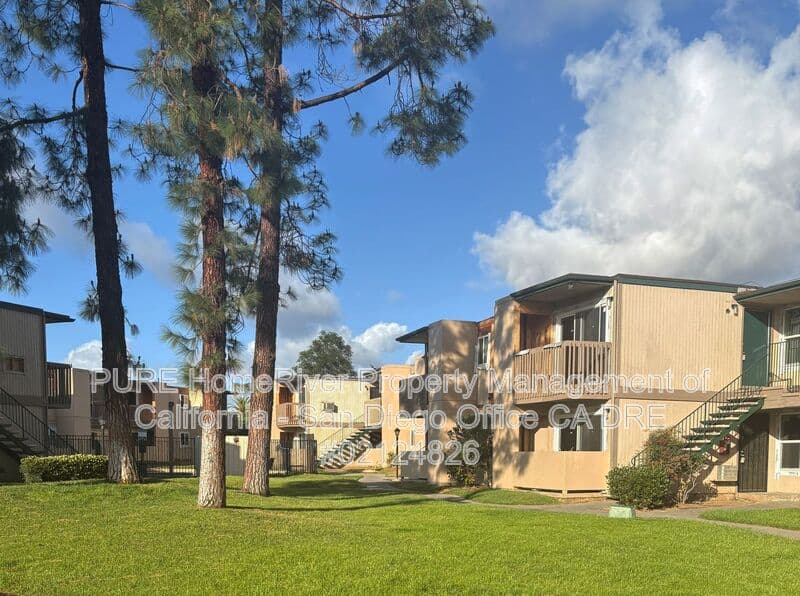El Cajon House: 480 Jamacha Rd.