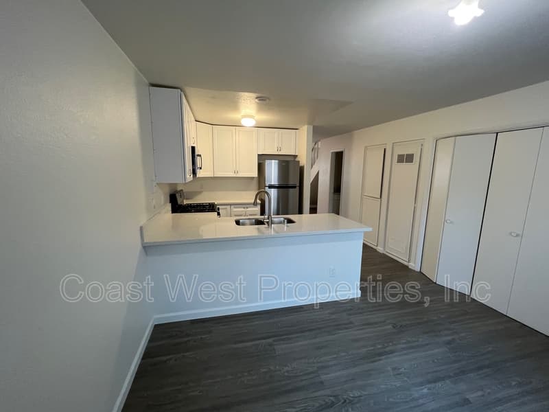 Imperial Beach Condo: 1176 Cypress Avenue