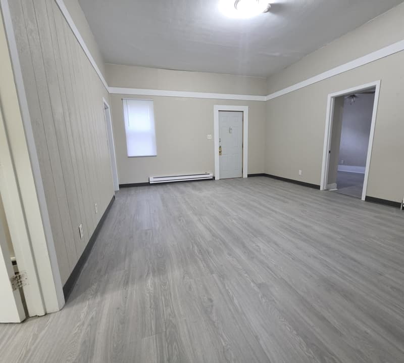 Fond du Lac Condo: 149 Central Avenue
