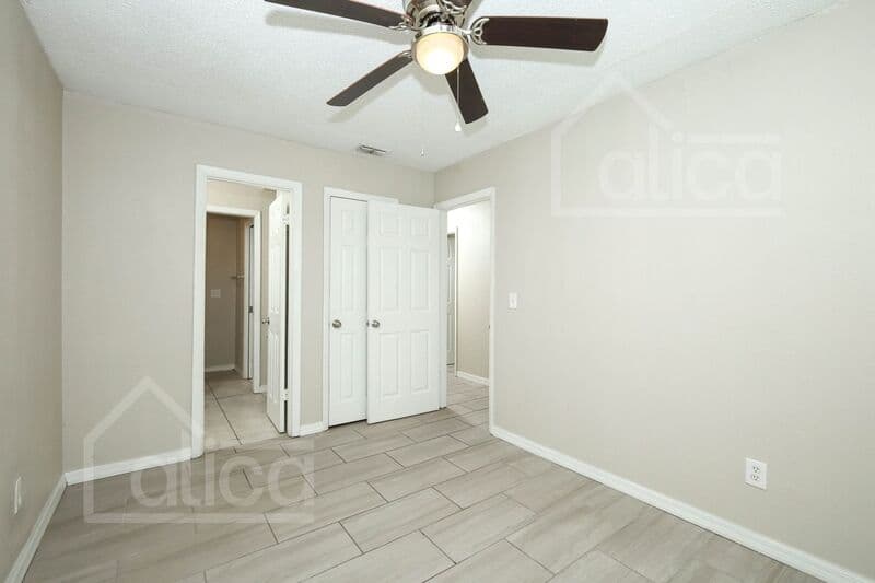 Orlando House: 4464 Piedmont St