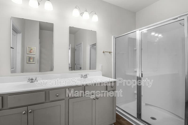 Pooler House: 110 Cole Street