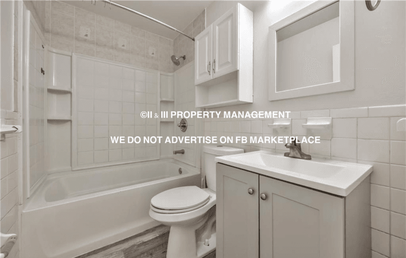 Shawnee House: 10822 West 49th Street