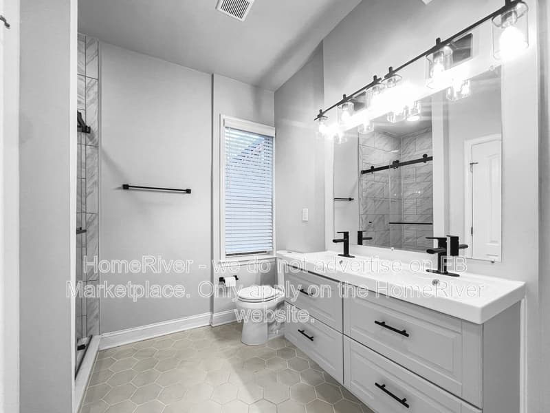 Baltimore Townhome: 517 E 21st St
