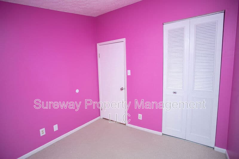 Marlton Townhome: 38 Dorchester Cir