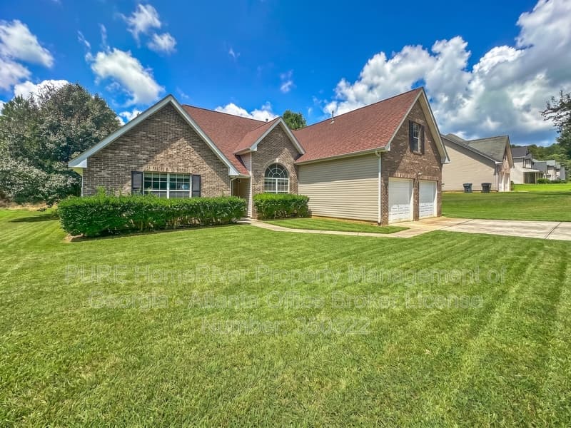 Mcdonough House: 1017 Maris Ln