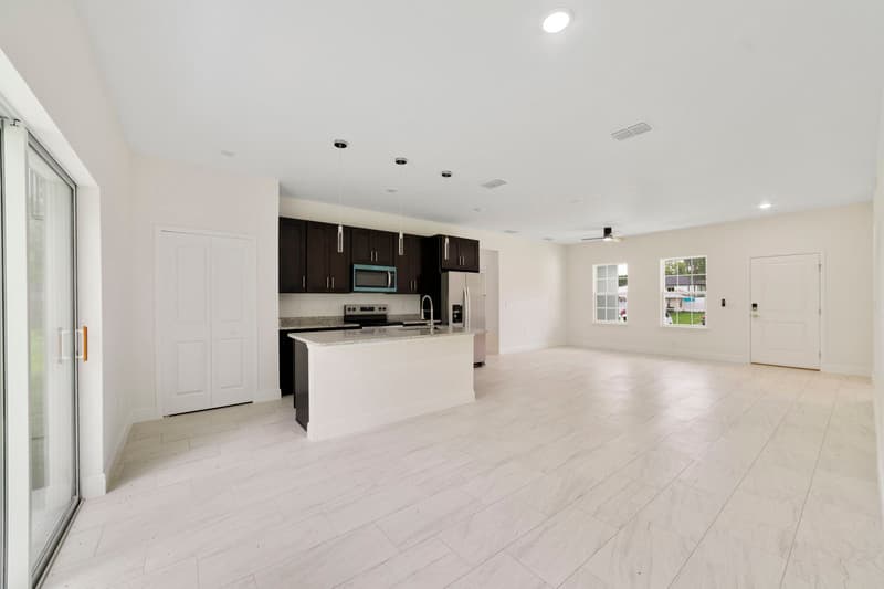Citrus Springs House: 3355 W Marie Dr