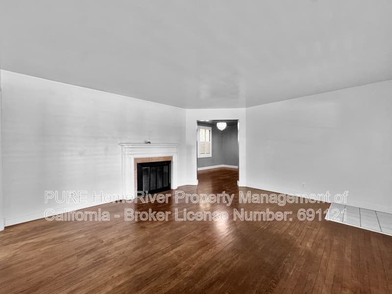 Sacramento House: 2571 Ione St