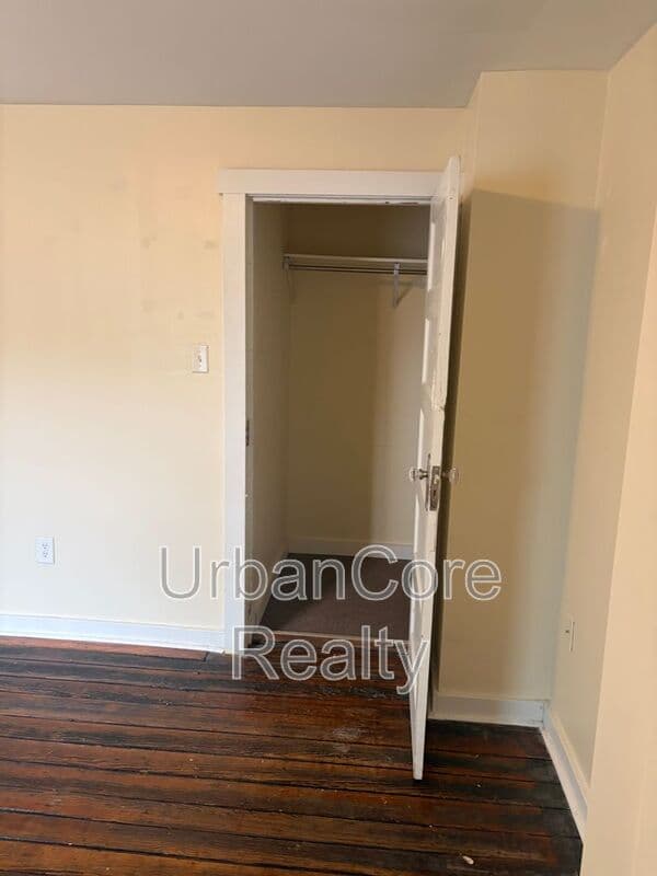 Richmond Condo: 627 N 27th St