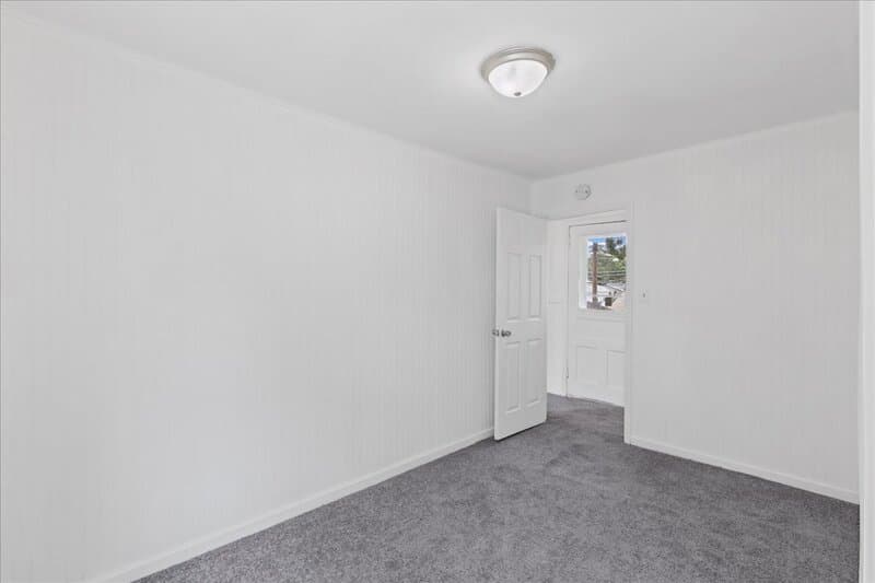 National Park Condo: 601 Wesley Avenue - C