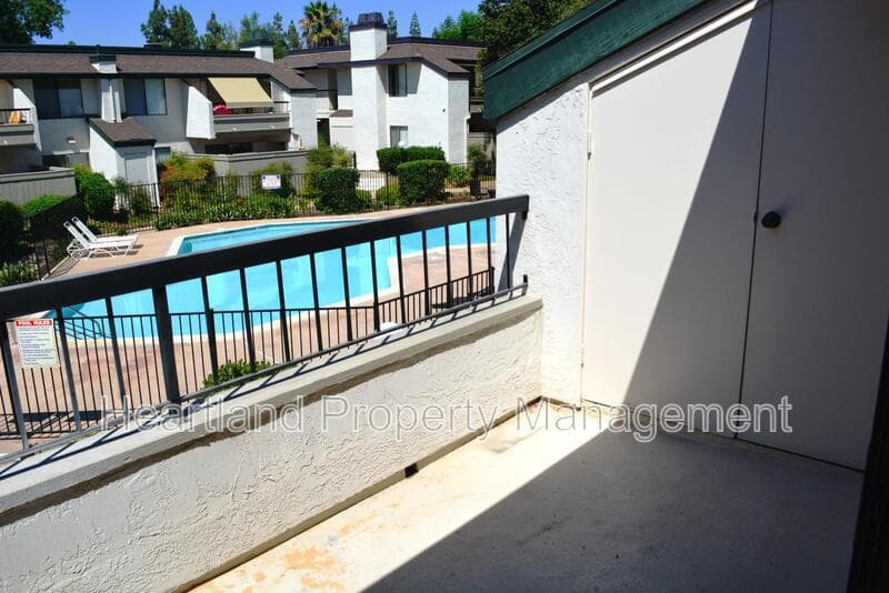 Escondido Condo: 450 W. Vermont Ave.