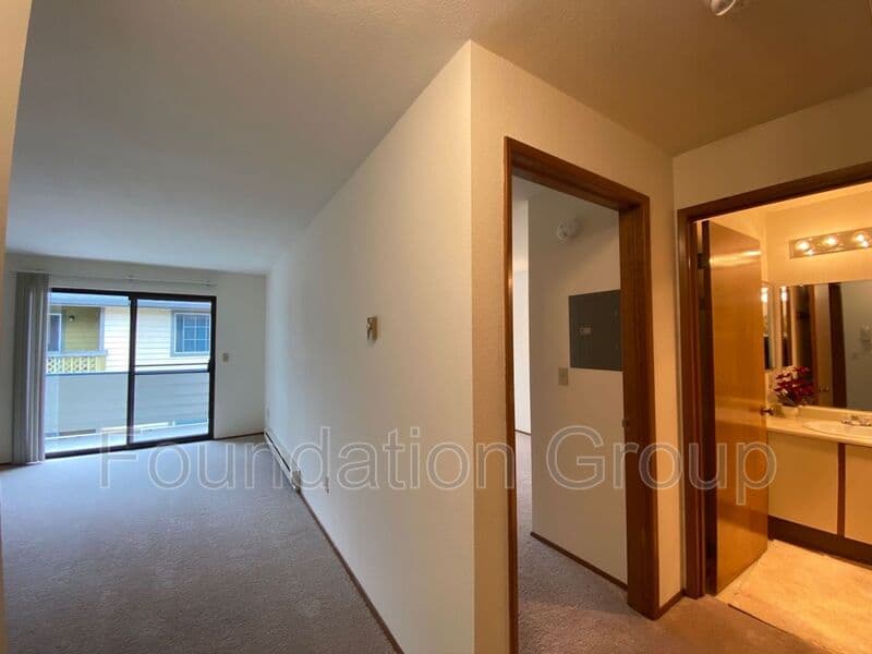 Seattle House: 12542 35th Ave NE