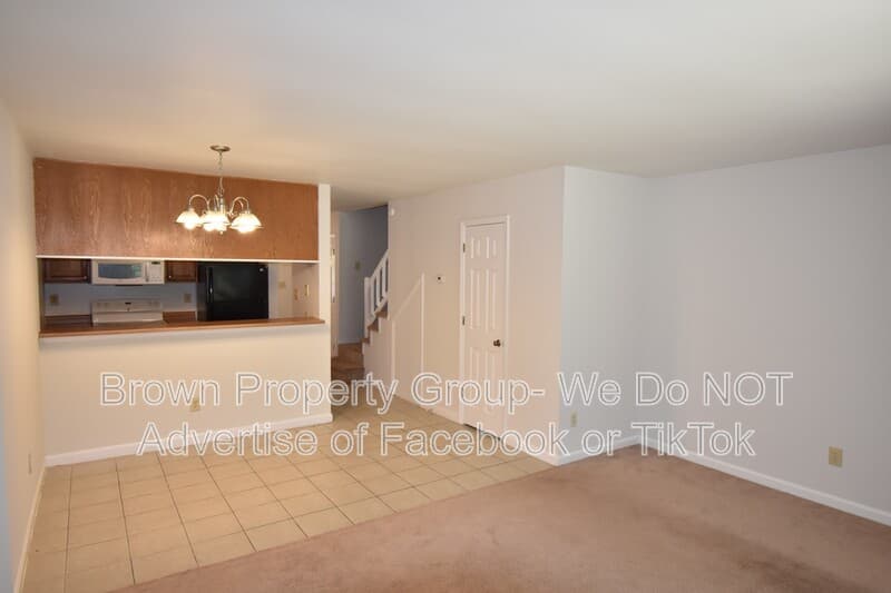 Fayetteville House: 244 Wickford Ct