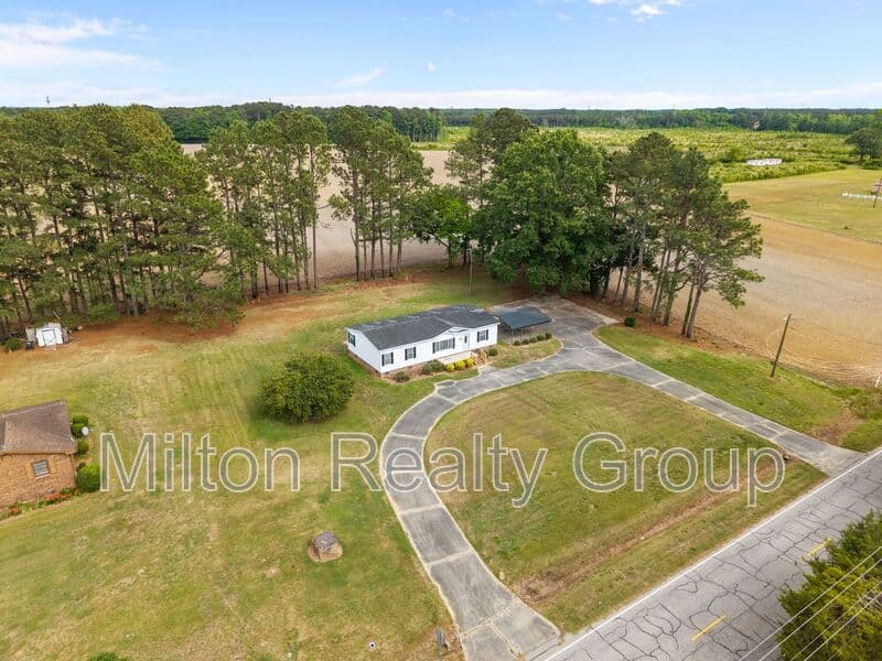Godwin House: 8540 Godwin Falcon Rd.