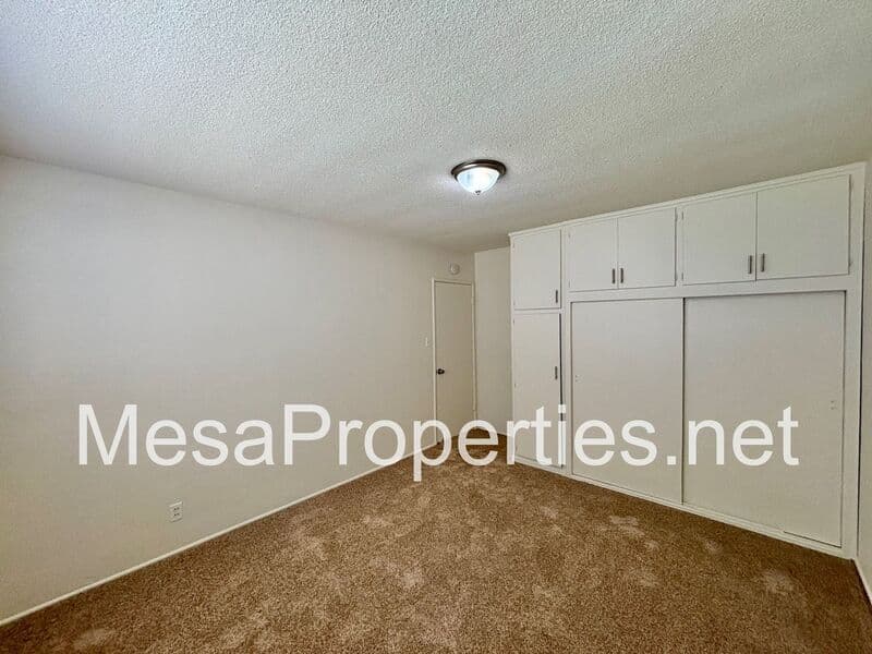 Upland House: 316 W Arrow Hwy