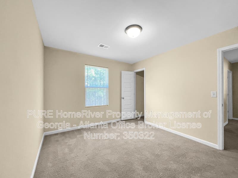 Dallas House: 253 Lantana Xing