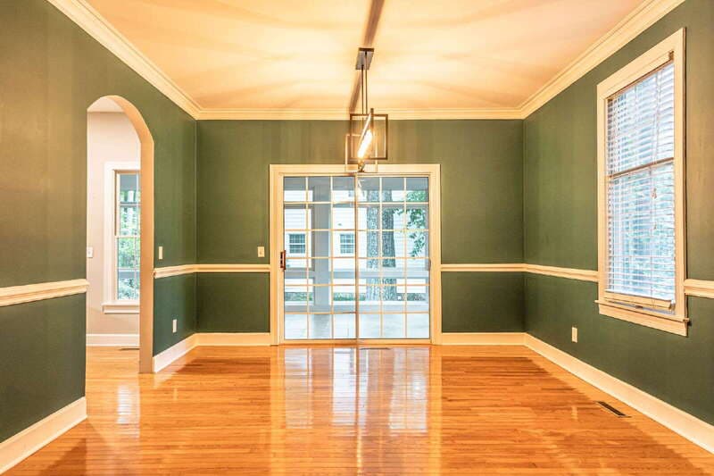 Southern Pines House: 22 Village in the Woods