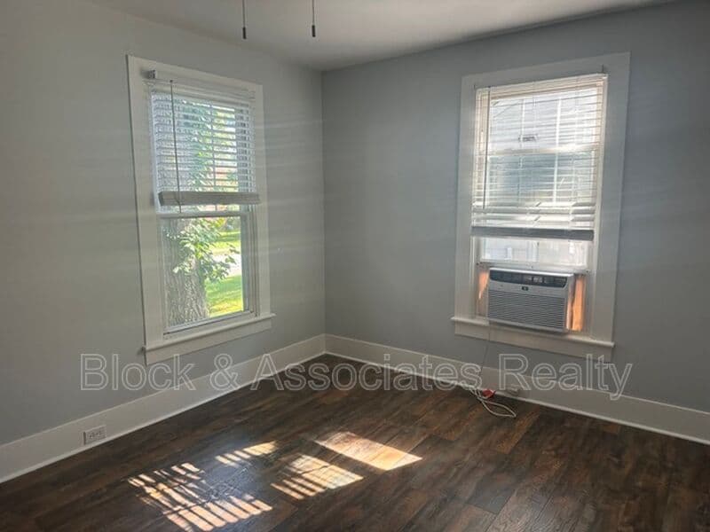 Winston-Salem Condo: 918 Franklin Street