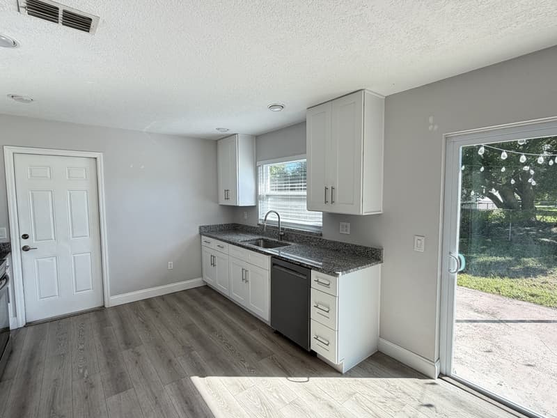 Orlando House: 1313 Summer Breeze Road