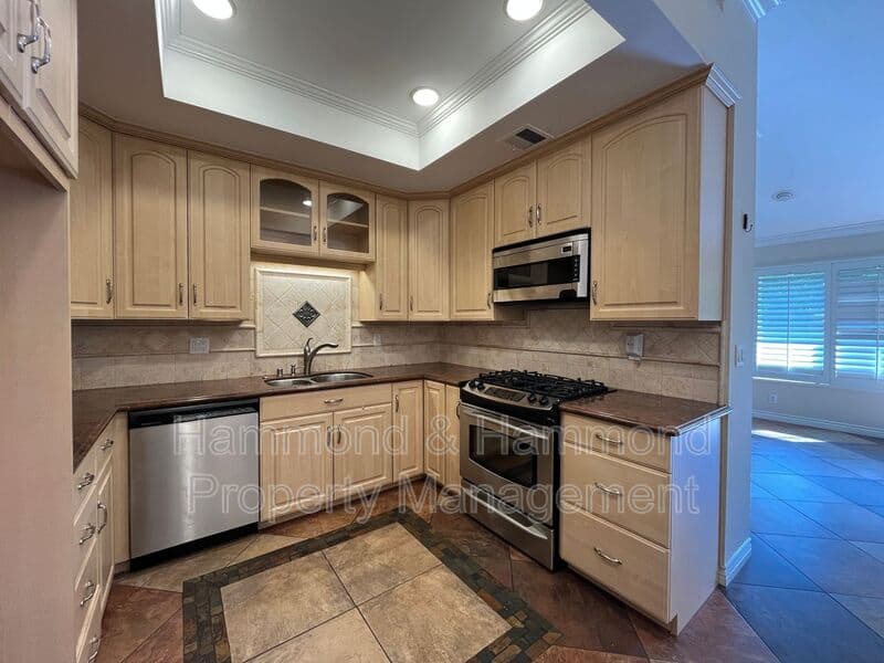 West Hills House: 22741 Bassett St.