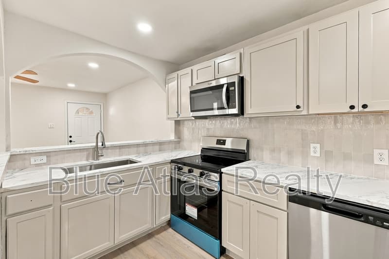 Arlington House: 116 Maple Street - B