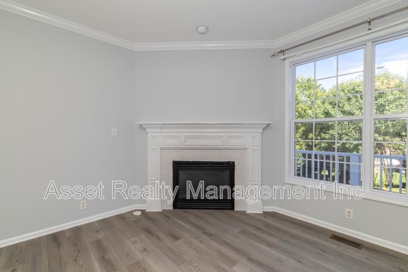 Knoxville House: 1217 Dreamview Lane