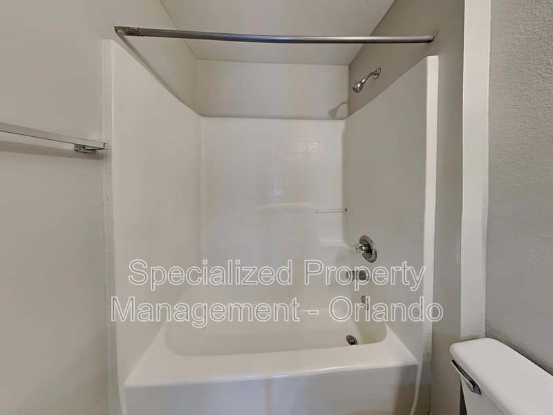Kissimmee House: 1317 Dover Dr