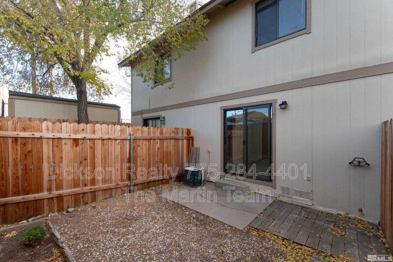 Reno House: 4985 W. 7th Street