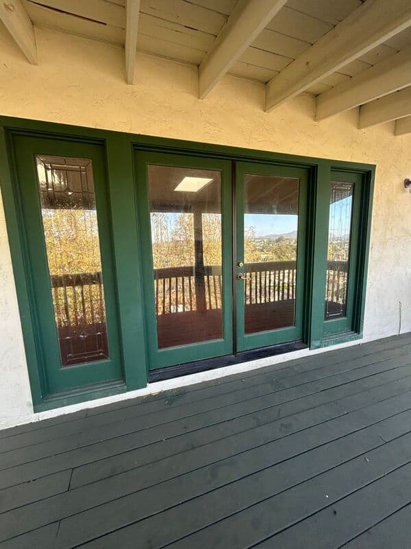La Mesa House: 4040 Yale Ave