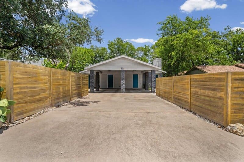 Austin Condo: 826 King Albert Street - B