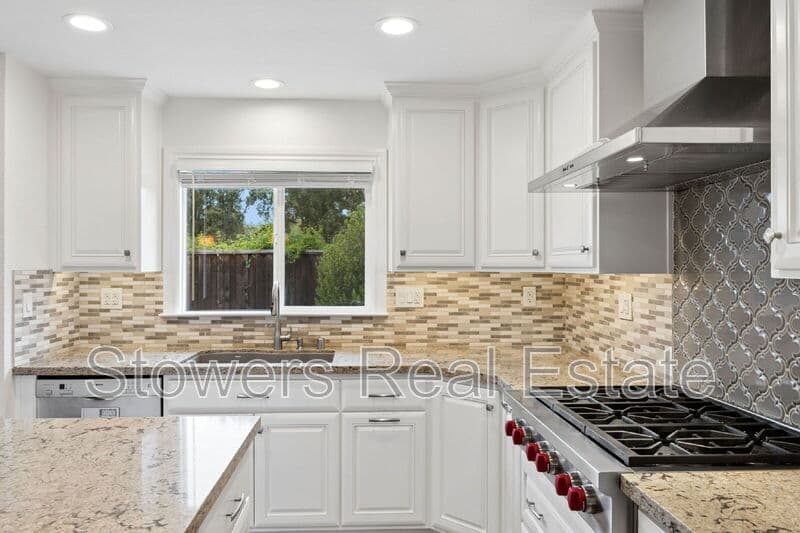 Pleasanton House: 3144 Joanne Circle