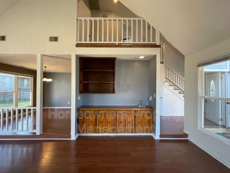 Fayetteville House: 6383 Hawfield Dr