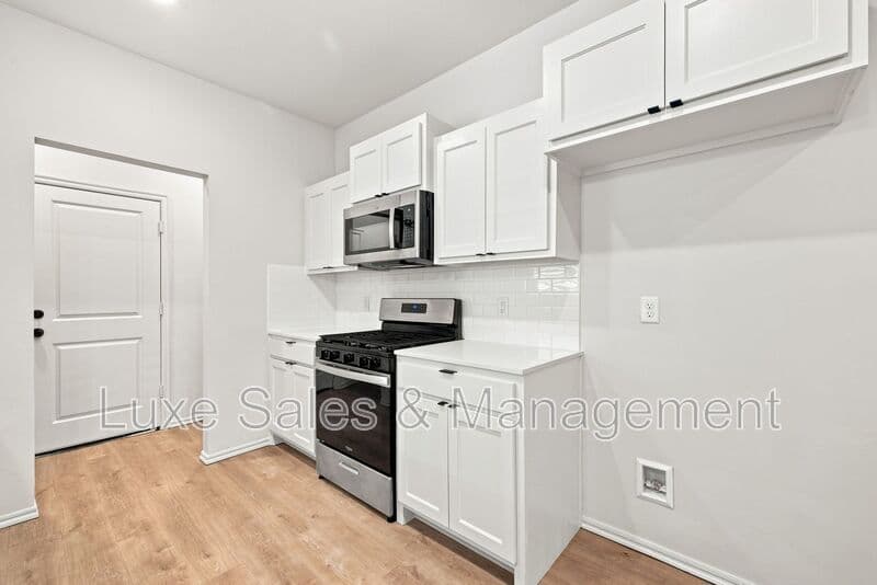Okahoma City House: 8012 NW 110th Dr.