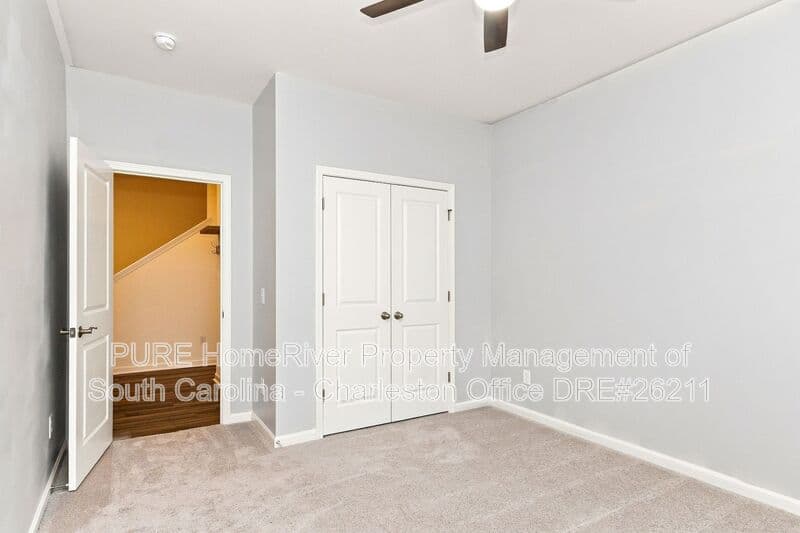 Summerville House: 484 Pender Woods Dr