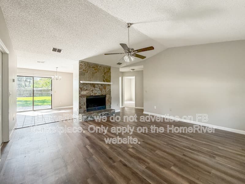 Middleburg House: 1715 Dalby Ct