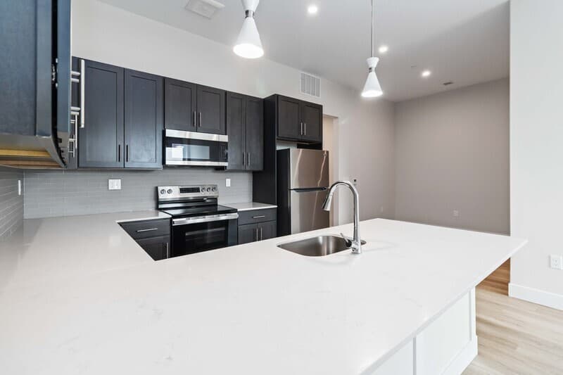 Flemington Condo: 70 Church St