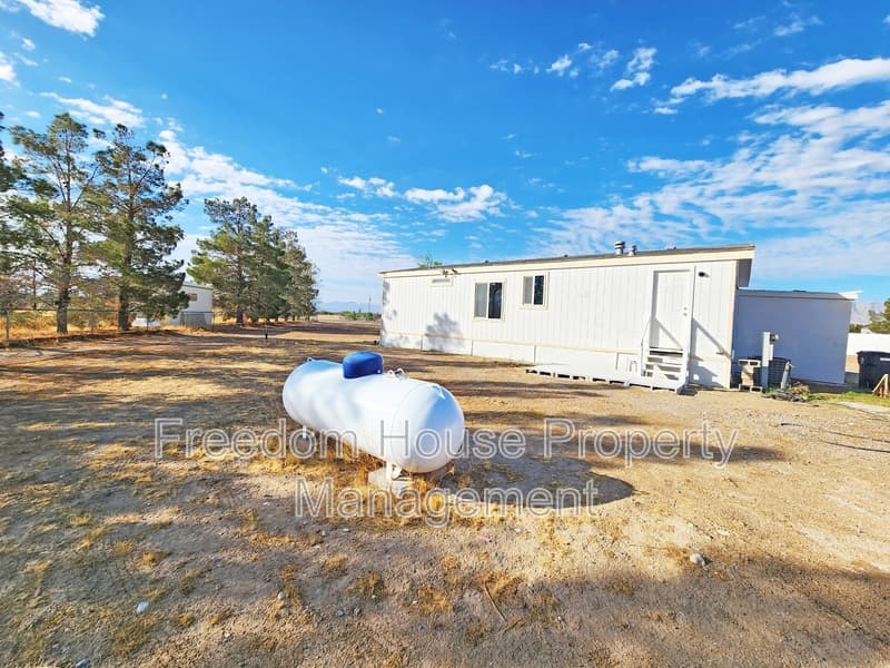 Pahrump House: 1700 Keenan Way