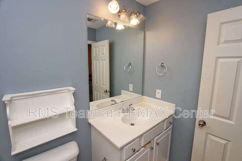 Atlanta House: 1360 Eastgate Ct SE