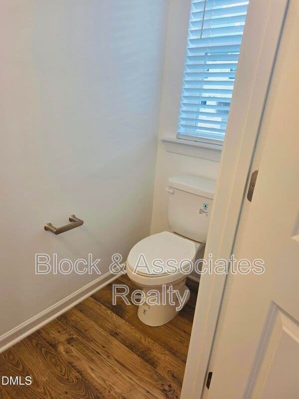 Wake Forest House: 8765 Wardle Ct