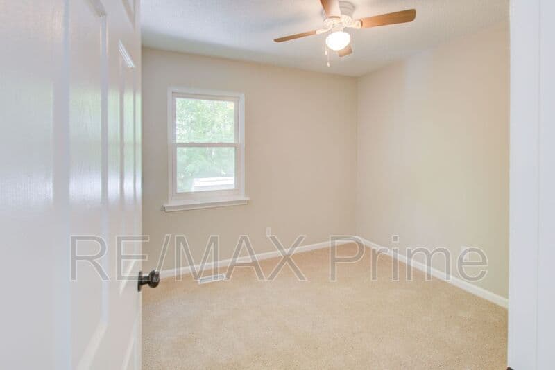 Virginia Beach House: 5375 Grand Lake Crescent