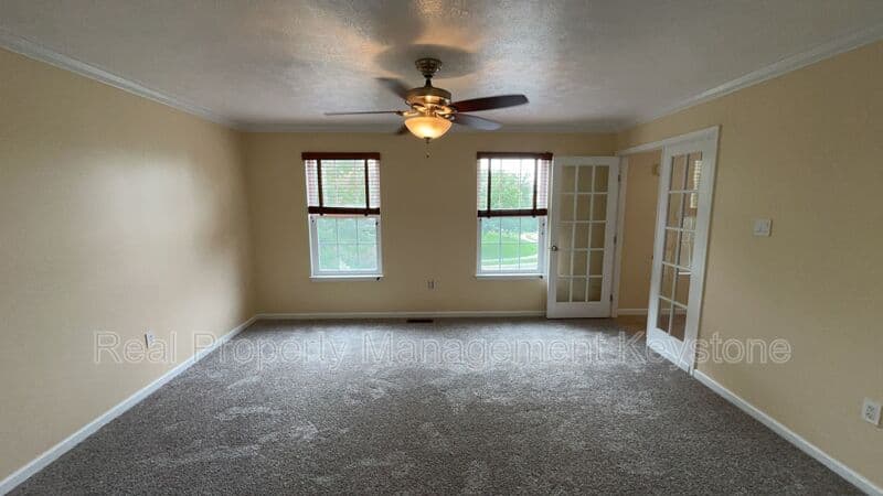 Sewickley House: 1907 Colonial Drive