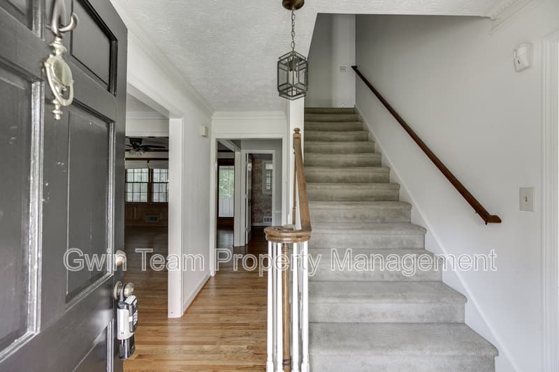 Lawrenceville House: 766 Chesterfield Dr