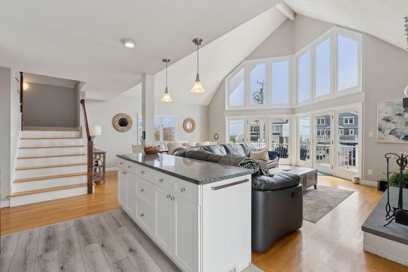Wells House: 572 Ocean Avenue