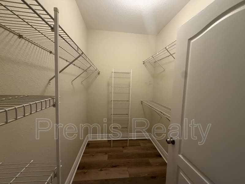 Clearwater Condo: 2747 Via Capri