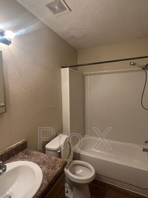 Joplin House: 930 N Goetz Blvd